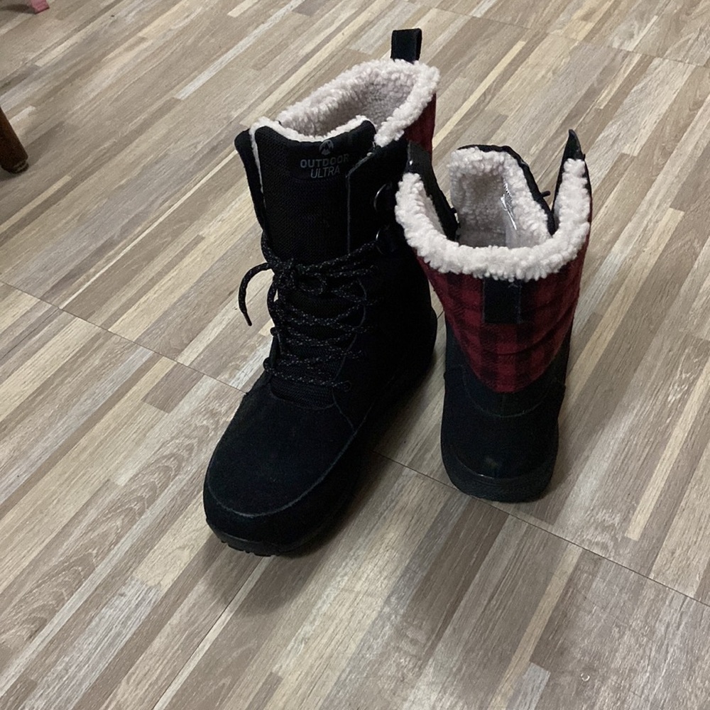 Snow boots - Picture 3 of 4